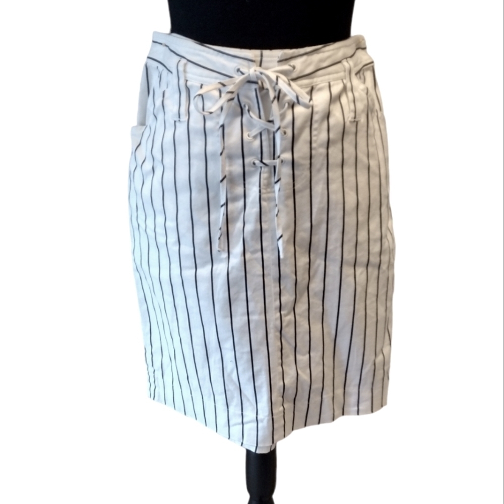 Kenar Lace Up Skirt 32" Waist